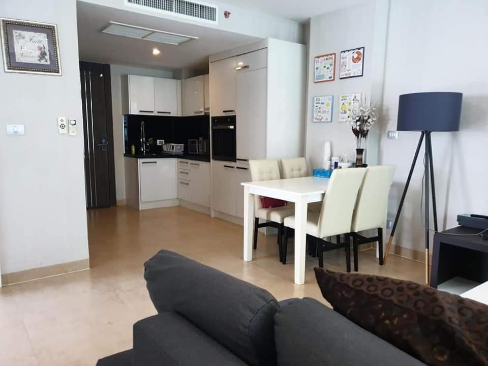 Centara Avenue 2 Bedrooms Pool View Pattaya Ngoại thất bức ảnh