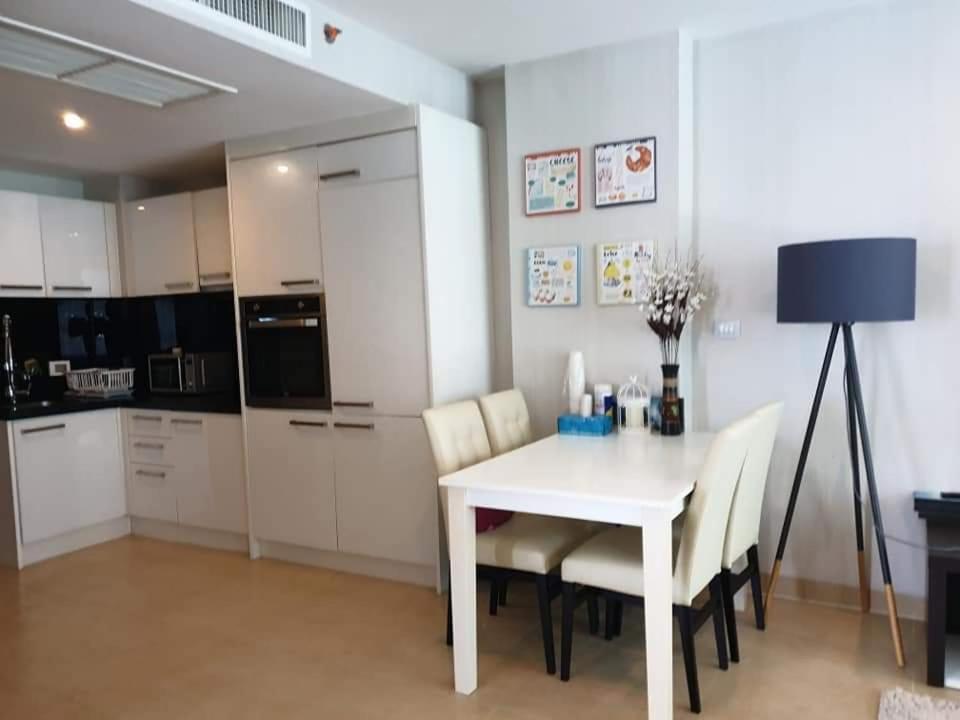 Centara Avenue 2 Bedrooms Pool View Pattaya Ngoại thất bức ảnh